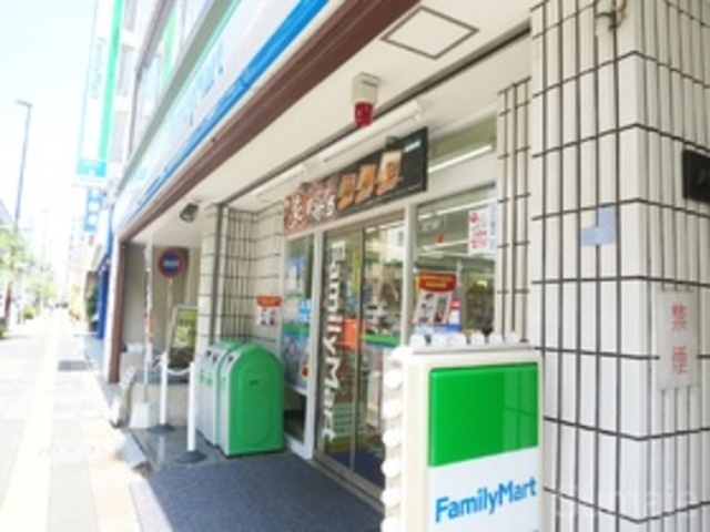 カーサ　ボニータのその他|ファミリーマート東尾久一丁目店