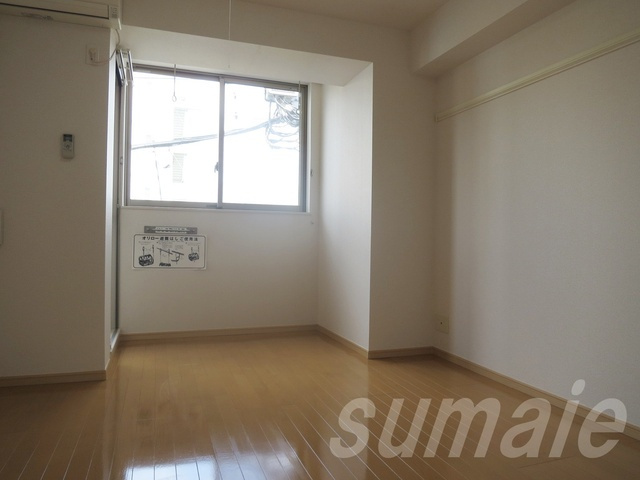 カーサ　ボニータの居間・リビング|キレイなお部屋です！！