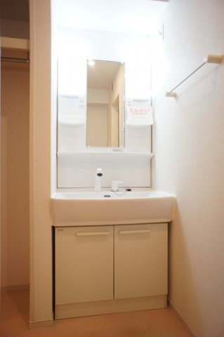 メゾン・ヴェルファイアⅤの洗面所