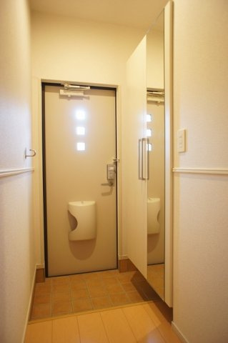 メゾン・ヴェルファイアⅤの玄関