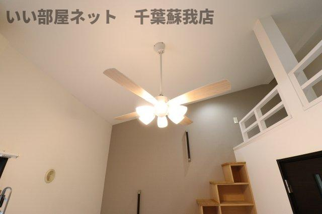 ロザリーヒルの内装|おしゃれなシーリグファン！