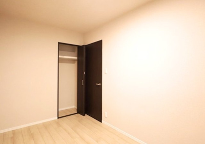 【洋室】 | レックスプラザ八尾志紀