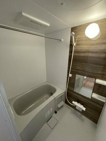 ＷｉｌｌｏｗＬａｎｅ（ウィーローレーン）の浴室