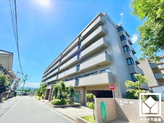 サーパス宇治木幡の外観