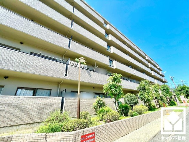 サーパス宇治木幡の外観