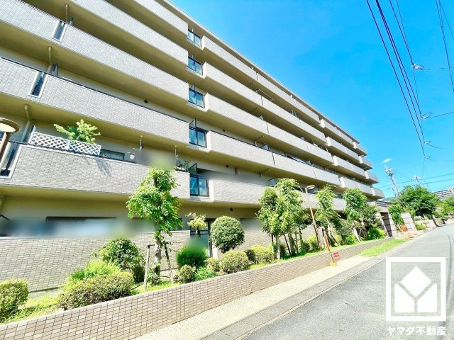 サーパス宇治木幡の外観