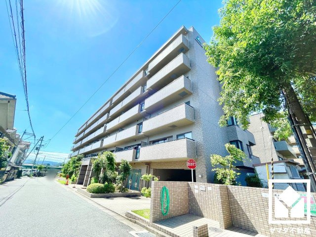 サーパス宇治木幡の外観