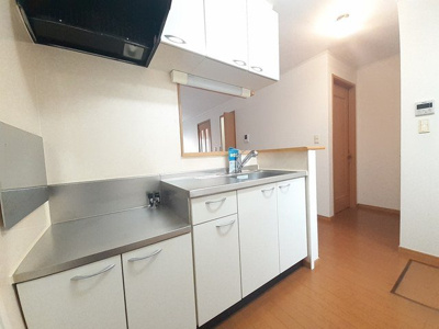 【キッチン】 | フレスク－ラ | コンパクトなキッチンで掃除もラクラク