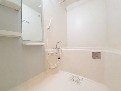 【浴室】 | フレスク－ラ | 落ち着いた空間のお風呂です