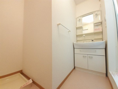 【洗面所】 | フレスク－ラ | ゆったりとスペースのある洗面所