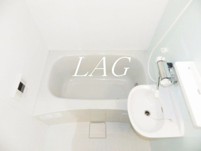 【浴室】 | ＫＩフラット３ | お風呂です。