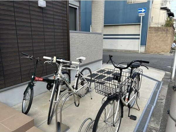 ハーモニーテラス大正Ⅱのエントランス