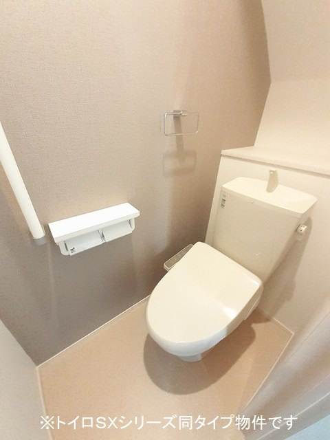 ミルト・ラフレシールのトイレ