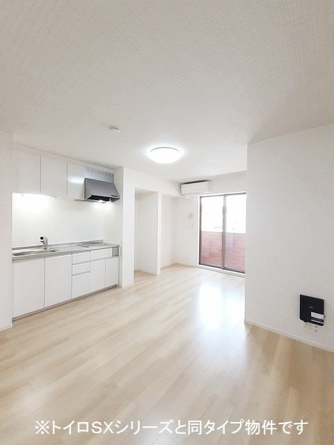 ミルト・ラフレシールの居間・リビング