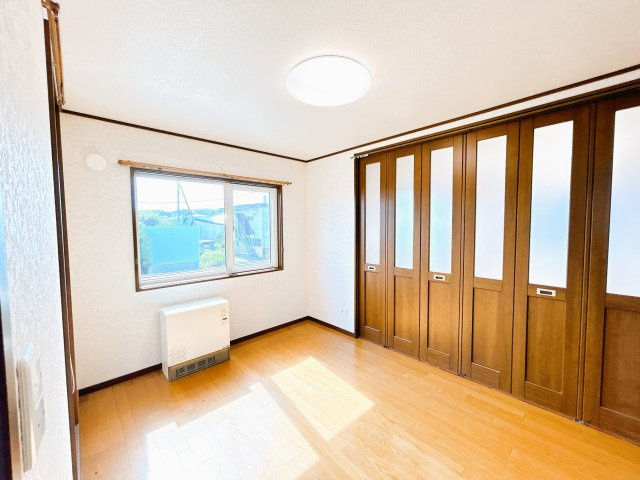 網走市潮見10丁目戸建の居間・リビング