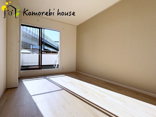 川島町三保谷宿　中古一戸建ての寝室|開放的な寝室です