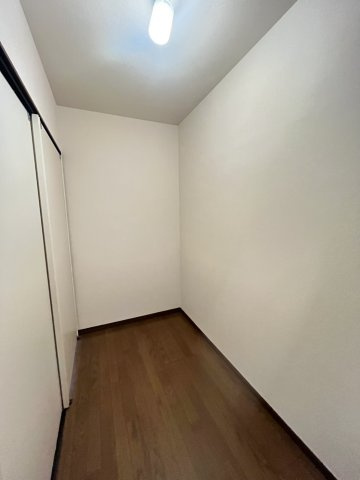 藤原台中町6丁目戸建の収納|クローゼット