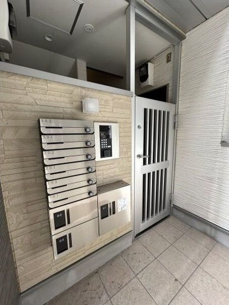 ハーモニーテラス浜口西Ⅱのエントランス