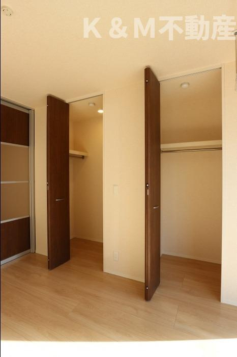 エスポワールの寝室|開放的な寝室です