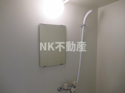 【浴室】 | ライラック小阪（河内小阪賃貸） | お風呂の鏡です