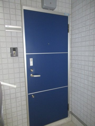 ＭＯＡ芝久保の玄関