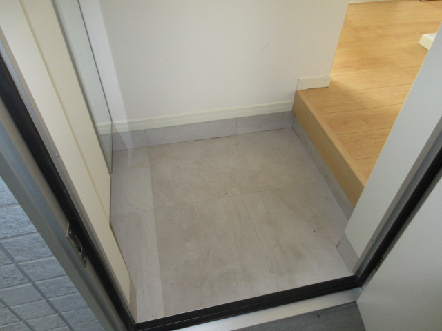 ＭＯＡ芝久保の玄関