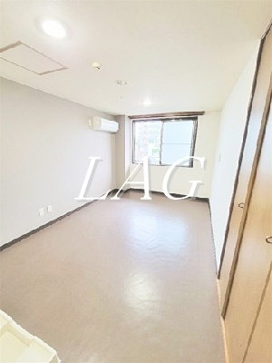 【居間・リビング】 | キャタデイマンション上野入谷 | 洋室のお部屋です。