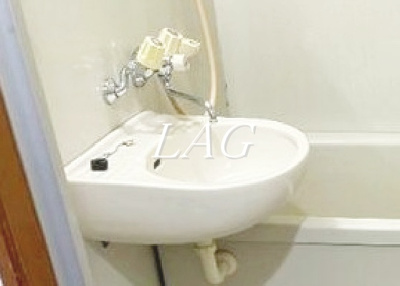 【洗面所】 | キャタデイマンション上野入谷 | 洗面台です。