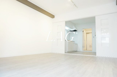 【居間・リビング】 | フローレンスハイム | 洋室のお部屋です。