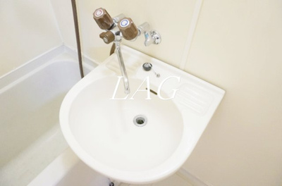 【洗面所】 | フローレンスハイム | 洗面台です。