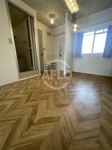 大淀ハイツ　大淀小学校区の居間・リビング|大淀ハイツ　リビング