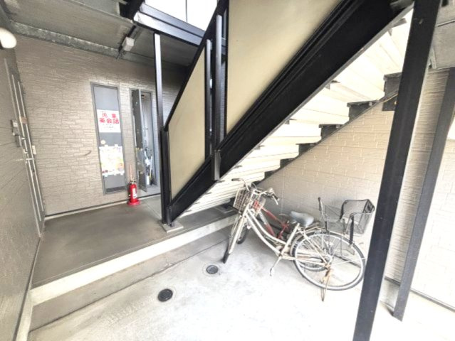 パセオ六甲　１０３号室のロビー