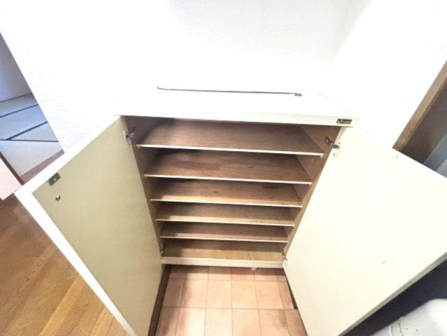 パセオ六甲　１０３号室の収納