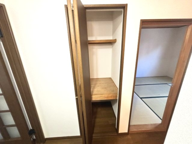 パセオ六甲　１０３号室の収納