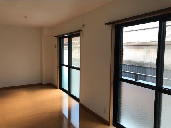 キャトル・セゾンⅡ　　刈谷市近郊の賃貸はクラスホーム刈谷店の居間・リビング