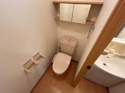 【トイレ】 | メゾンリュミエール | シャワー付トイレ