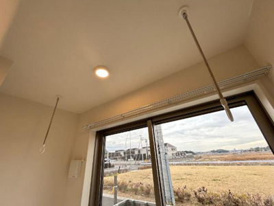 【設備】 | （仮称）城陽市寺田新築アパート | 室内物干し（イメージ）