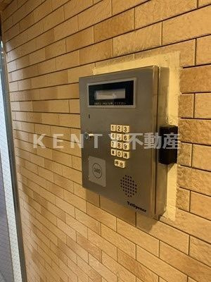 【セキュリティ】 | ワールドレジデンス大森 | 落ち着いたロビーです