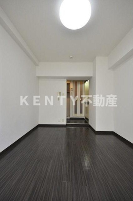 【寝室】 | ワールドレジデンス大森 | 開放的な寝室です