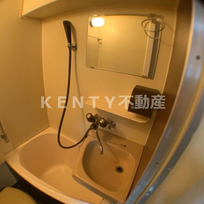 【洗面所】 | ワールドレジデンス大森 | 広い洗面スペース