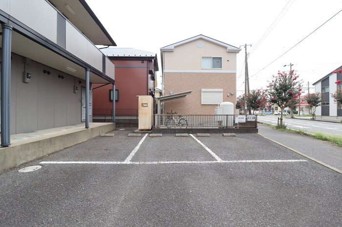 ヴィラデルニエの駐車場|駐車場