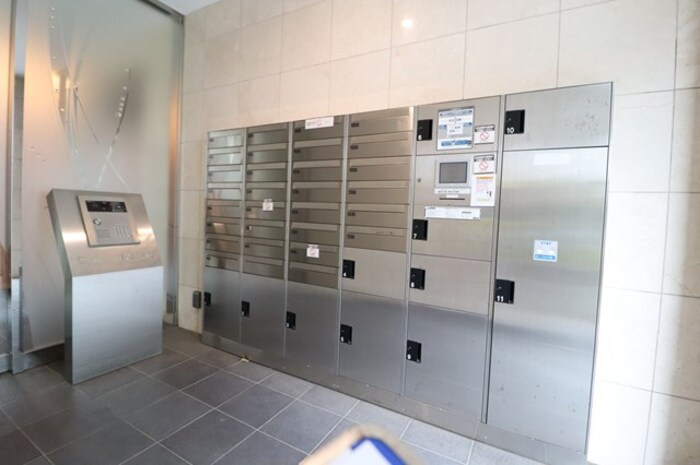 アンクレージュの設備|宅配ボックス・集合ポスト