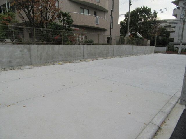 フィリアシュカ笠屋の駐車場