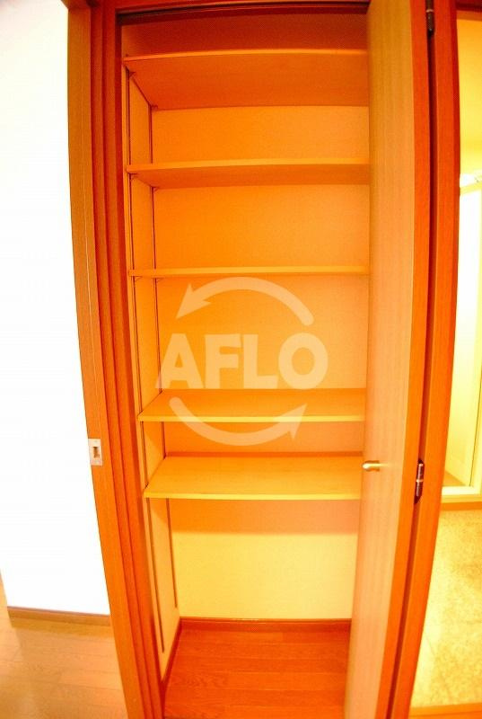 リーガル北心斎橋の内装|リーガル北心斎橋　収納