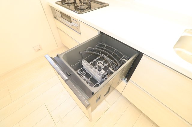 郡山市静町4期　　　　2号棟　　大成小学校、郡山第７中学区のキッチン|食洗機付