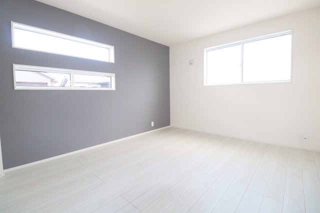 郡山市静町4期　　　　2号棟　　大成小学校、郡山第７中学区の洋室