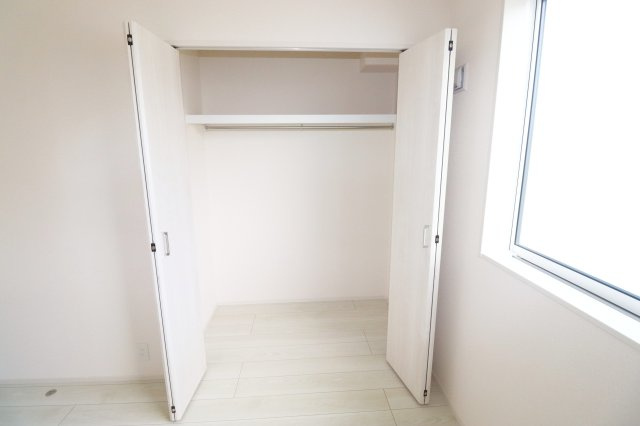 郡山市静町4期　　　　2号棟　　大成小学校、郡山第７中学区の収納