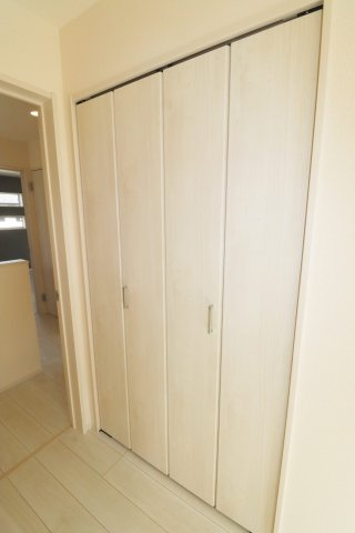 郡山市静町4期　　　　2号棟　　大成小学校、郡山第７中学区の収納