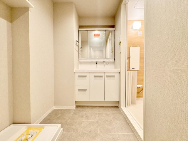 サンライフ一之江の独立洗面台