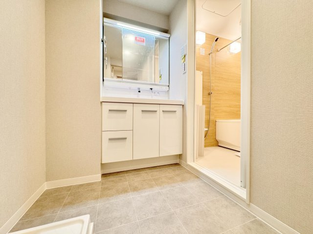 サンライフ一之江の独立洗面台